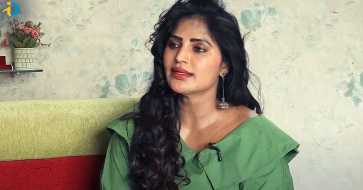 పెళ్లికి ముందు శృంగారంపై నటి వివాదాస్పద వ్యాఖ్యలు!