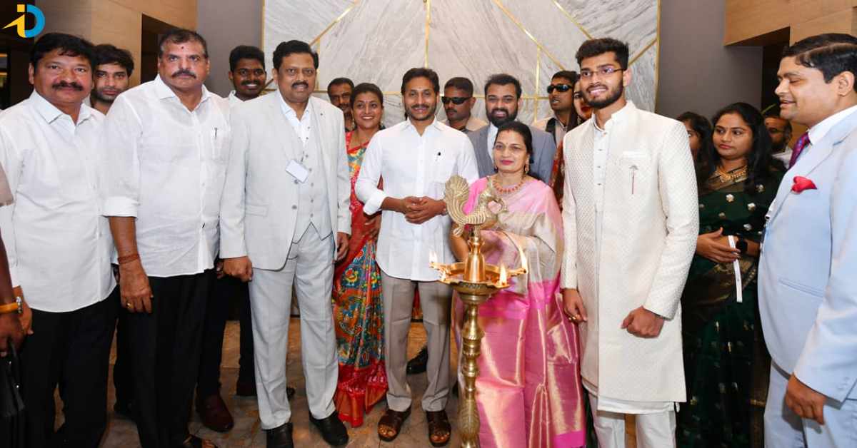 విజయవాడలో హయత్ ప్లేస్ హోటల్‌ను ప్రారంభించిన సీఎం జగన్‌!
