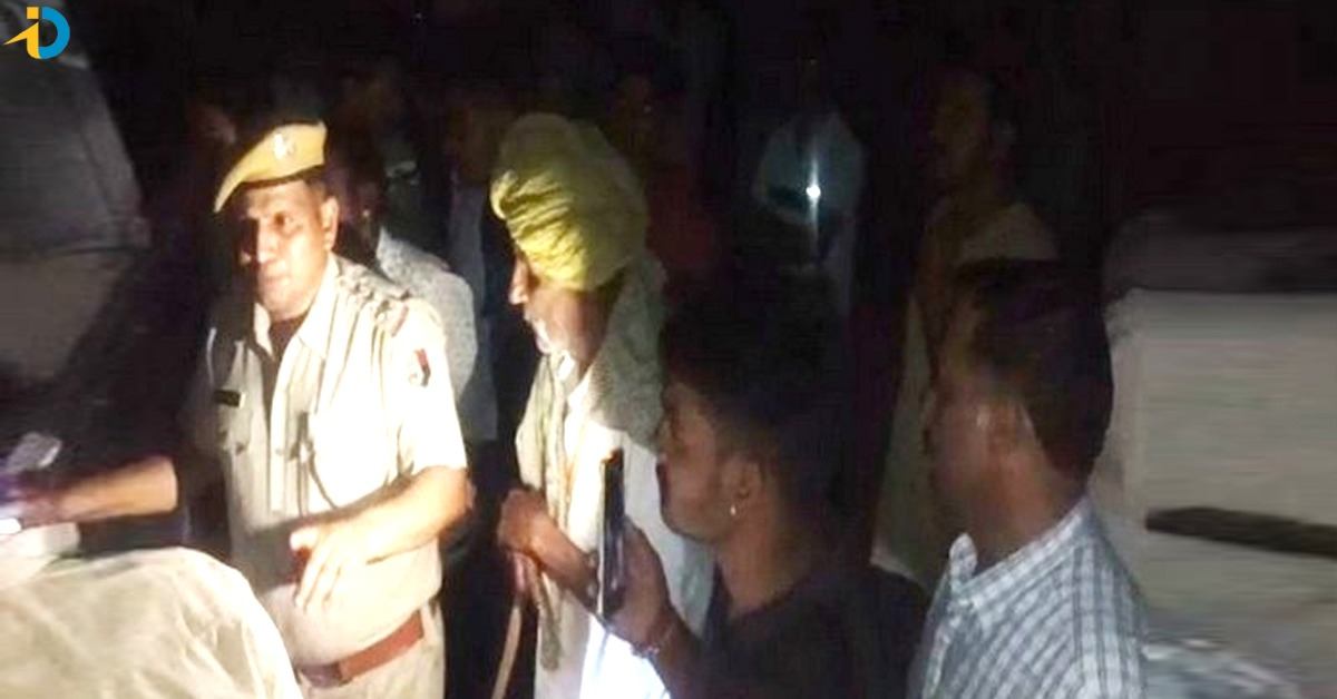 తీవ్ర విషాదం : కరెంట్‌ షాక్‌తో ఒకే కుటుంబంలో నలుగురు మృతి!