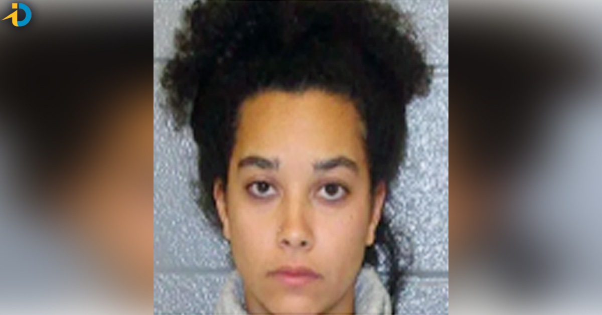 విద్యార్థితో టీచర్ శృంగారం.. స్కెచ్ వేసి పట్టుకున్న తల్లి!