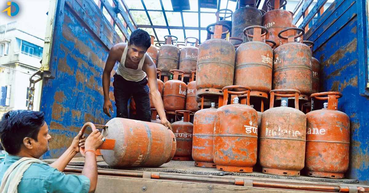 gas cylinder cost only 500 in telangana