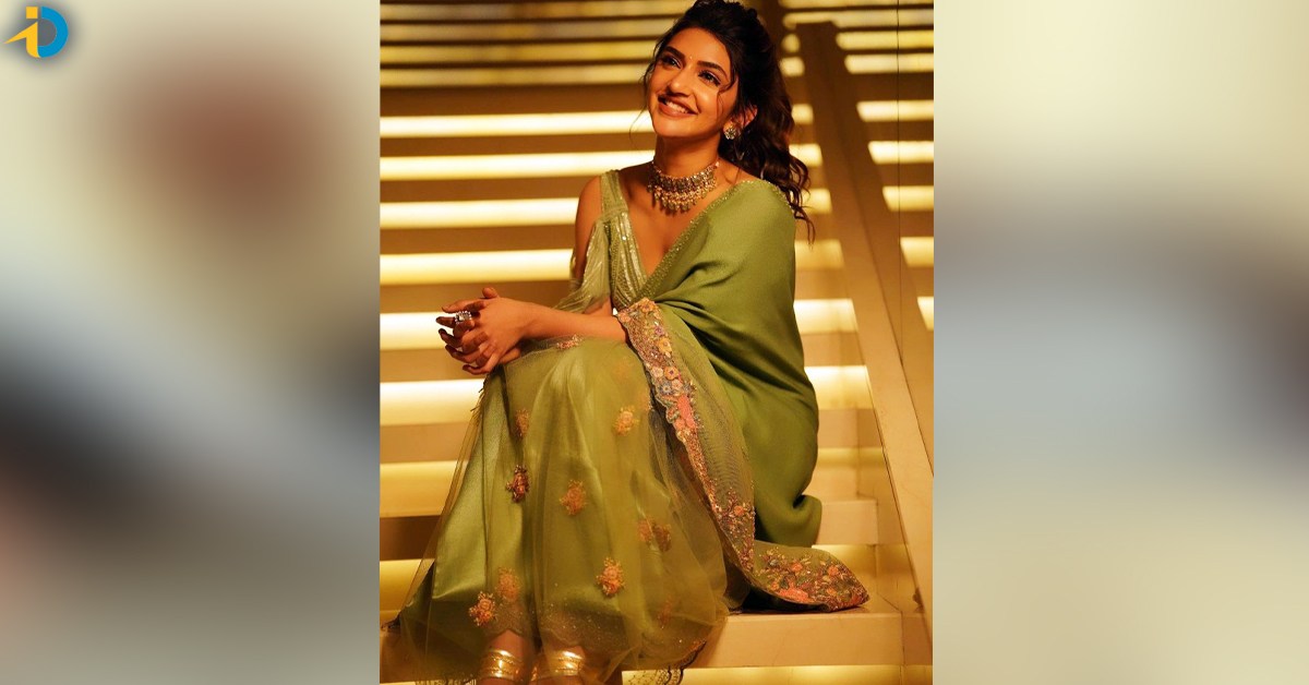 Do you remember this child star heroine in Telugu