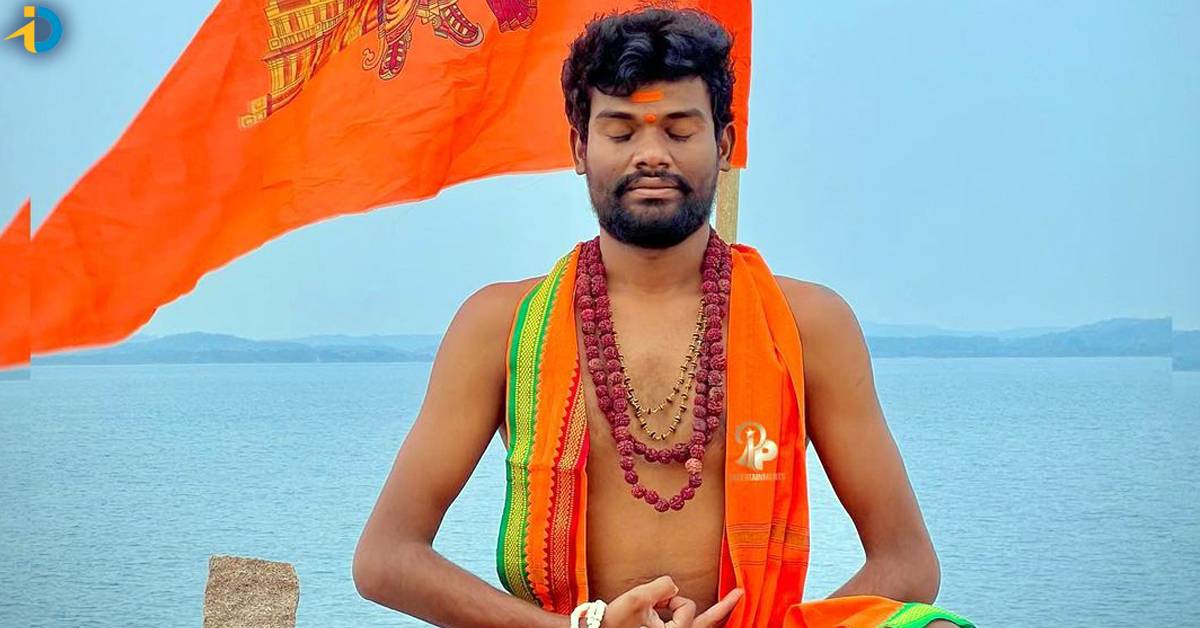 Pallavi Prashanth who showed her devotion to Lord Rama in an innovative way