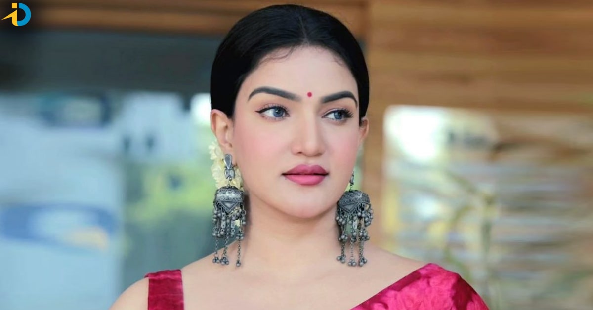 Honey rose school photo