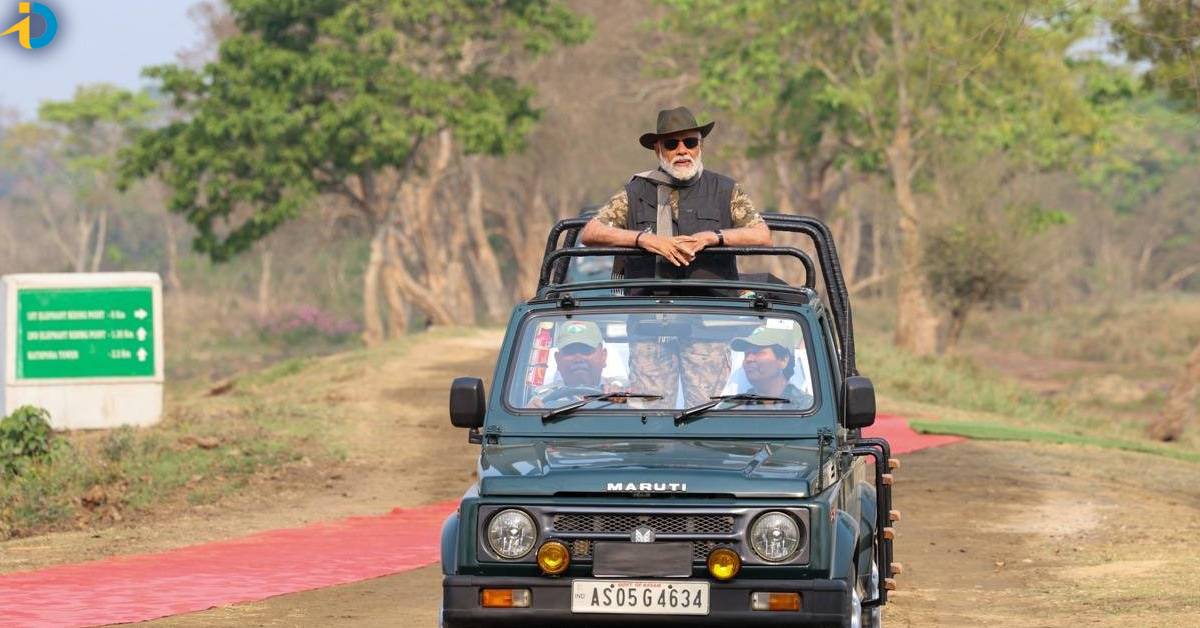 Modi riding on an elephant 2