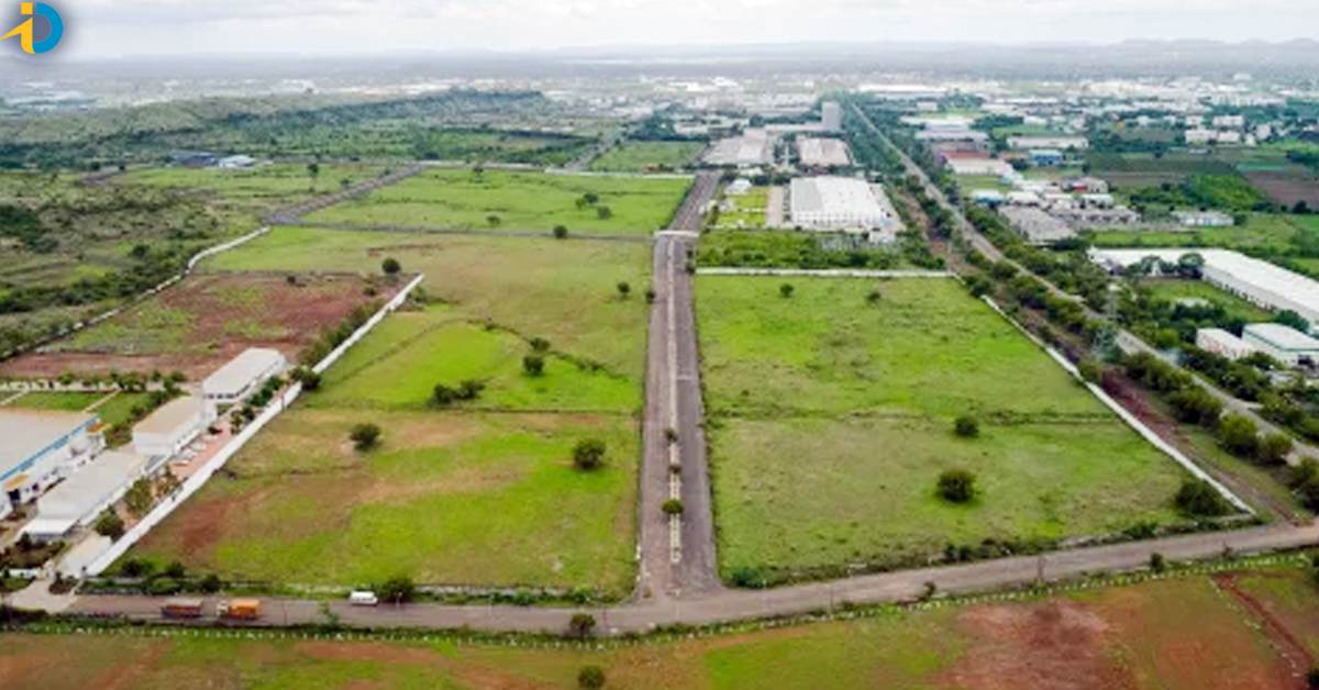 Lands in Hyd