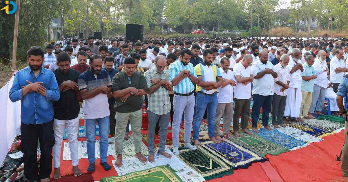 Ramadan prayers in church
