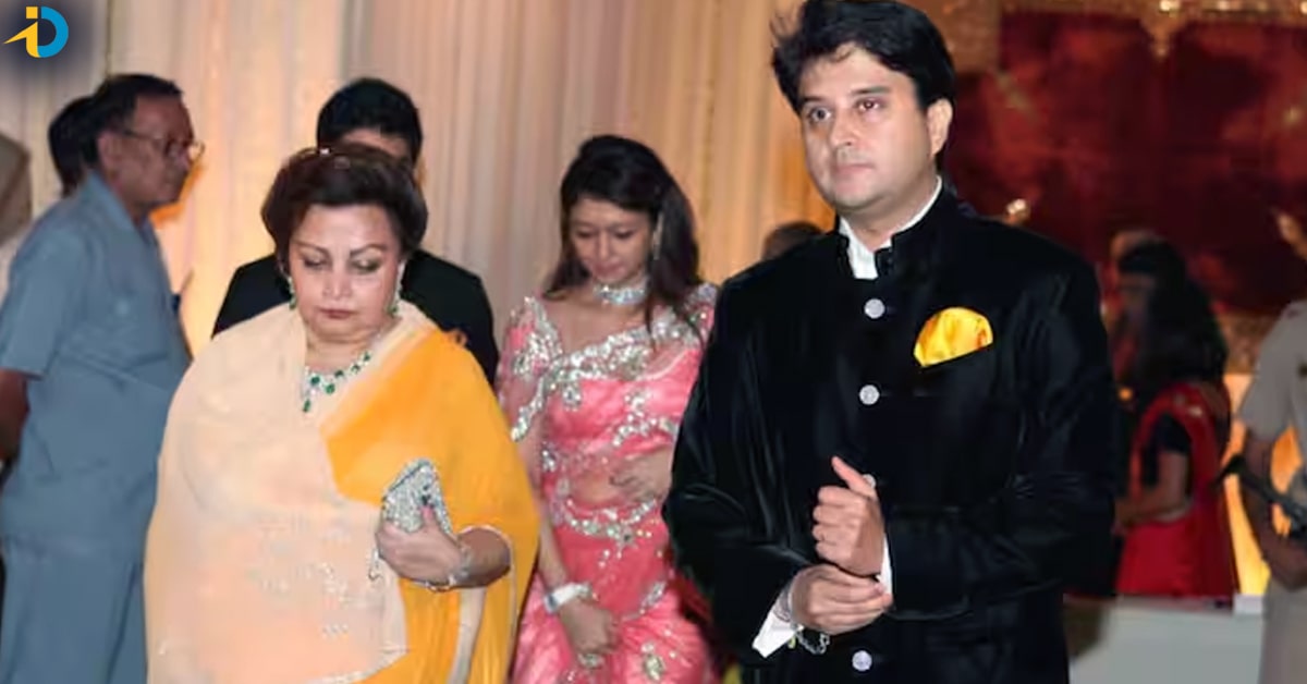 Central minister jyotirditya mother passed away