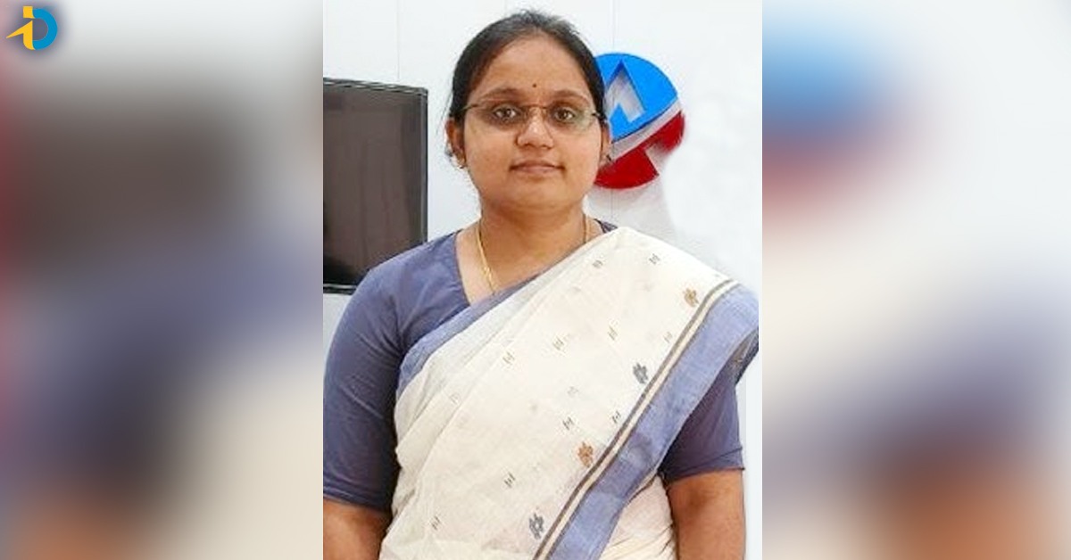 పంచాయతీ కార్యదర్శి నుంచి డిప్యూటీ కలెక్టర్.. యువతి సక్సెస్ స్టోరీ!