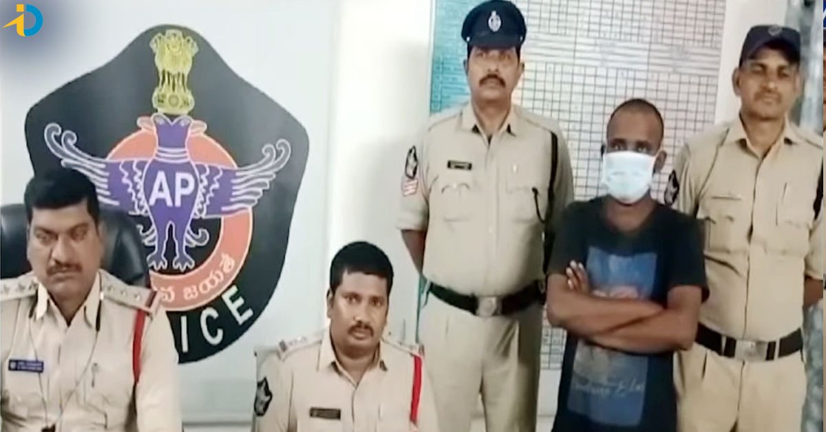 తండ్రి కాదు కర్కోటకుడు.. 35 రోజుల పసిపాపను