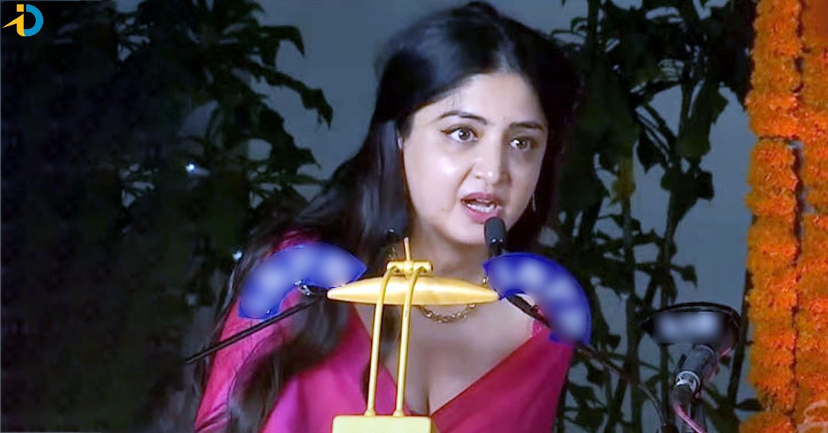 ఆ డైరెక్టర్ ఓ అమ్మాయిని గర్భవతిని చేశాడు.. నటి పూనమ్ కౌర్ సంచలన పోస్టు