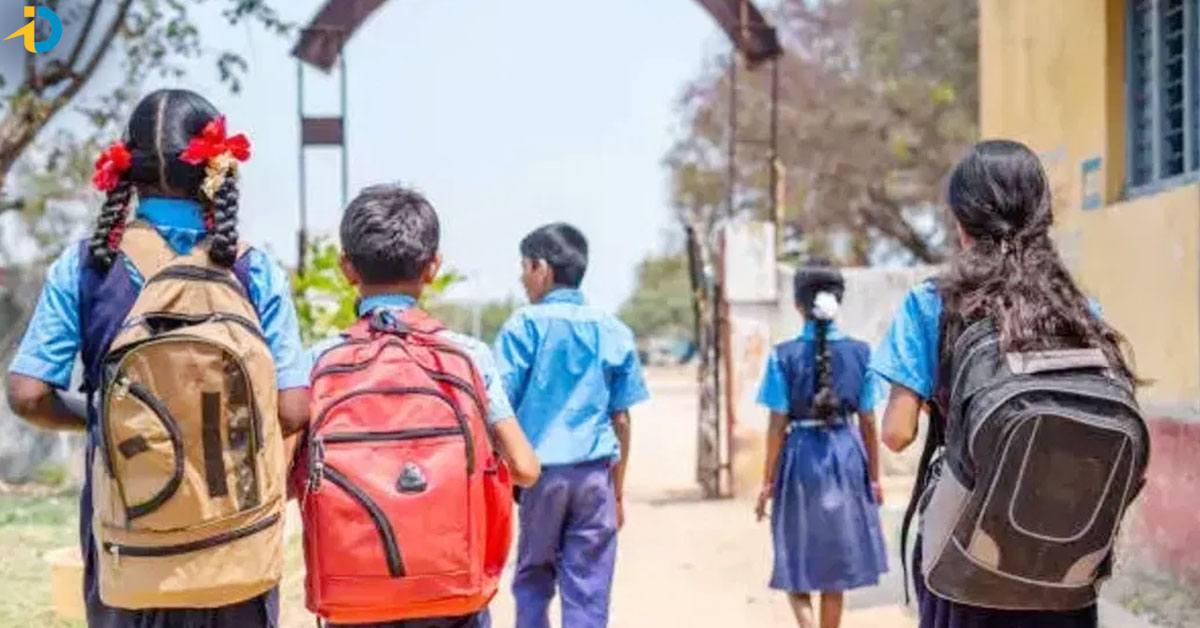 విద్యార్థులకు గుడ్ న్యూస్.. అక్టోబర్ నెలలో బోలెడన్నీ సెలవులు