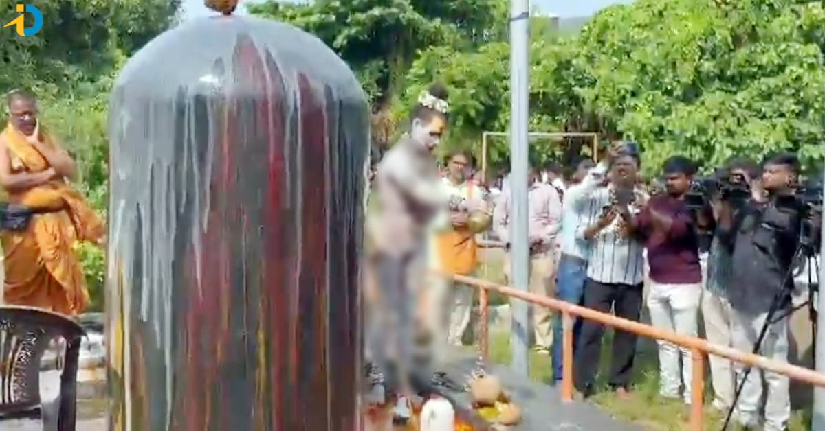 AP: అఘోరీ కొత్త అవతారం.. పూజలు చేసి షాకింగ్ కామెంట్స్ చేసిన నాగ సాధువు!
