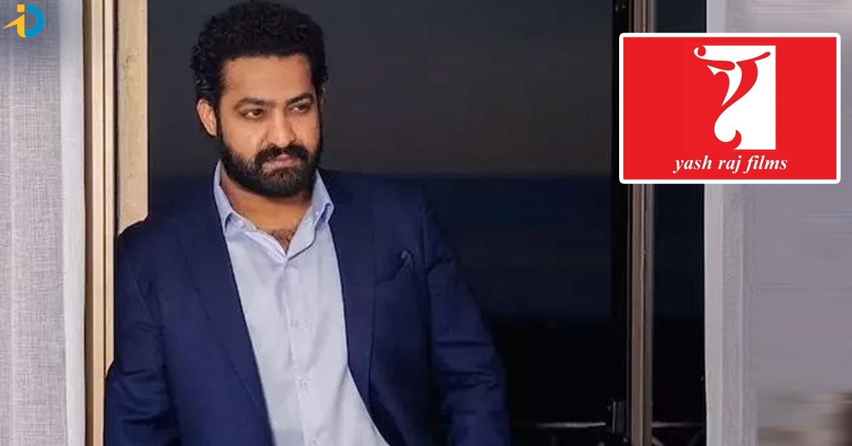 Jr.NTR ని వదల్లేకపోతున్న బాలీవుడ్ టాప్ ప్రొడక్షన్ బ్యానర్!