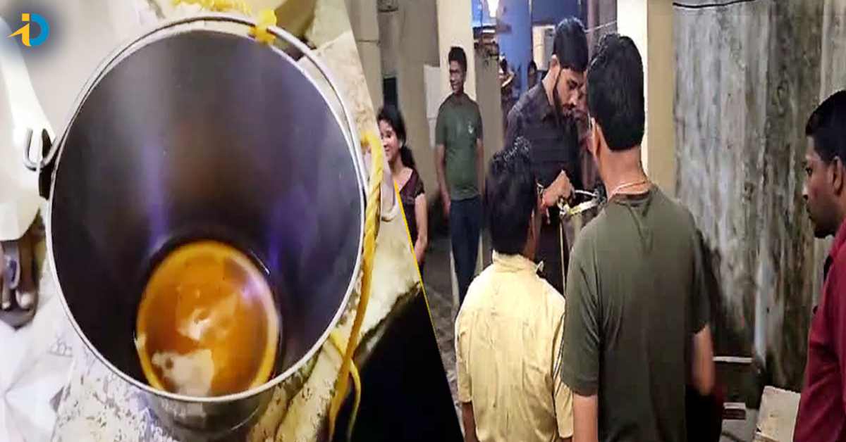 బావి నుంచి పెట్రోల్.. బకెట్లతో బారులు తీరిన జనం.. అసలు ఏం జరిగిందంటే?