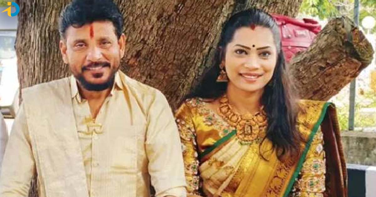 దువ్వాడ శ్రీ‌నివాస్‌, మాధురి వెండి తెర ఎంట్రీ